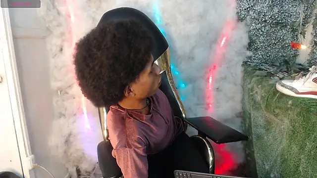 Snapshot of Walkers05 chatting on 21, 3, 2026 Walkers05 online show from 21, 3, 2026