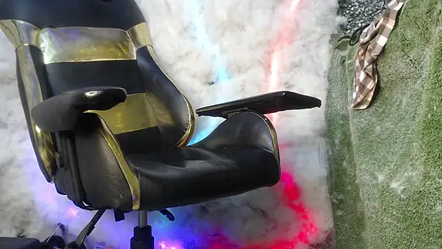 Snapshot of Walkers05 chatting on 20, 3, 2026 Walkers05 online show from 20, 3, 2026