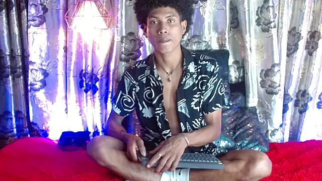 Snapshot of Walkers05 chatting on 5, 4, 2026 Walkers05 online show from 5, 4, 2026