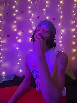 Snapshot of magic_man1085 chatting on 12, 2, 2026 magic man1085 online show from 12, 2, 2026