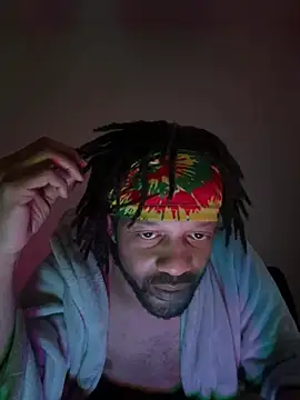 Snapshot of magic_man1085 chatting on 5, 2, 2026 magic man1085 online show from 5, 2, 2026