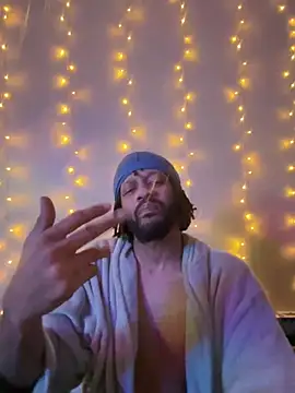 Snapshot of magic_man1085 chatting on 8, 2, 2026 magic man1085 online show from 8, 2, 2026