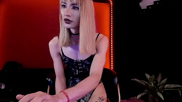 Snapshot of PervertedMissCloe chatting on 23, 2, 2026 PervertedMissCloe online show from 23, 2, 2026