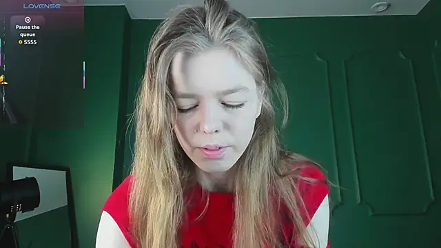  Tina Tayllor  online show from 4, 3, 2026