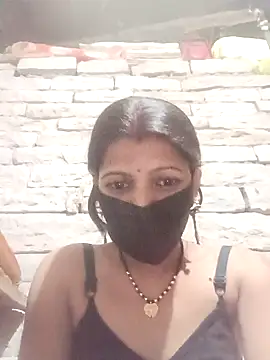 Snapshot of Divya-11431 chatting on 13, 3, 2026 Divya-11431 online show from 13, 3, 2026