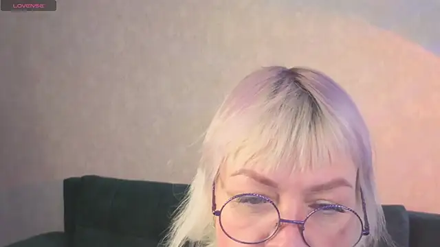Snapshot of Ann_Annise chatting on 1, 3, 2026 Ann Annise online show from 1, 3, 2026
