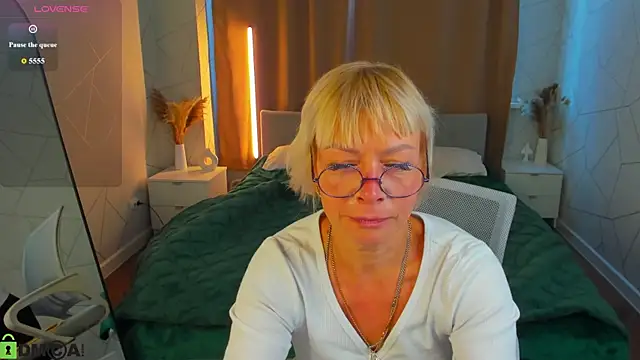 Snapshot of Ann_Annise chatting on 13, 7, 2026 Ann Annise online show from 13, 7, 2026