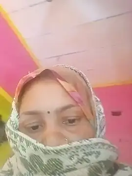 Julilodhi8695 online show from 12, 2, 2026