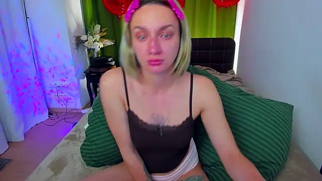 PollyRoseX online show from 17, 4, 2026