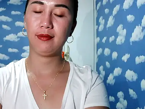 Snapshot of Kitty_Bear02 chatting on 1, 2, 2026 Kitty Bear02 online show from 1, 2, 2026