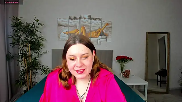 Snapshot of Valery_Grand chatting on 2, 2, 2026 Valery Grand online show from 2, 2, 2026