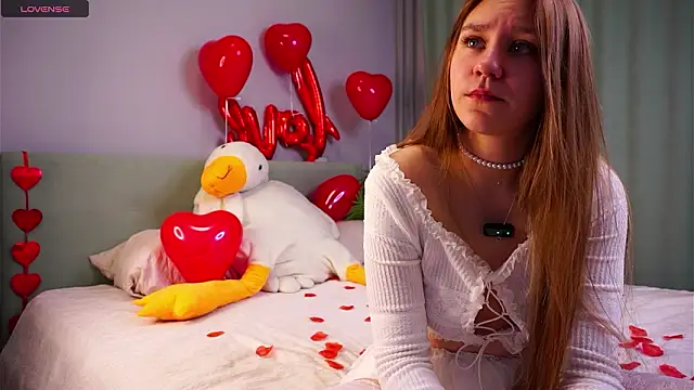 Snapshot of ShantellAngulo chatting on 13, 2, 2026 ShantellAngulo online show from 13, 2, 2026