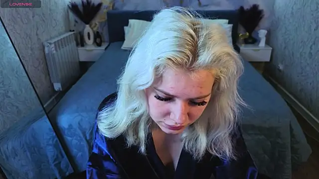 Kate Krose online show from 3, 3, 2026