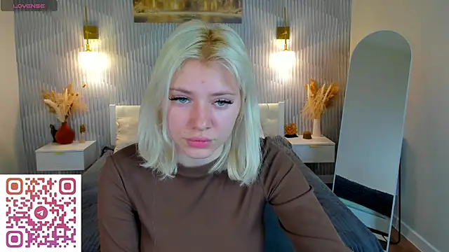 Kate Krose online show from 15, 4, 2026