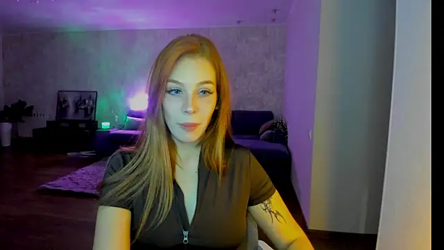 kelly love 222 online show from 23, 6, 2026