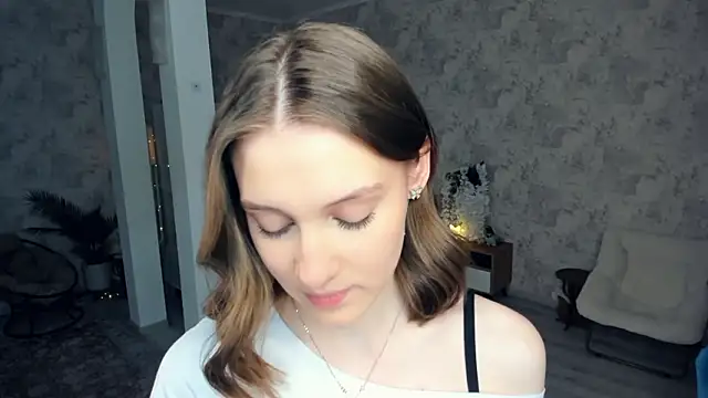 Snapshot of LianneBynon chatting on 1, 3, 2026 LianneBynon online show from 1, 3, 2026