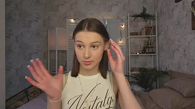 LianneBynon online show from 6, 7, 2026
