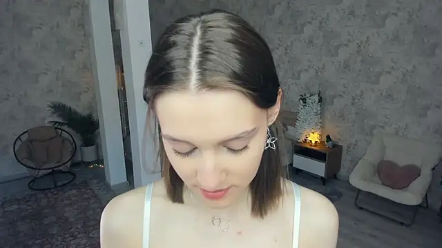 LianneBynon online show from 26, 4, 2026
