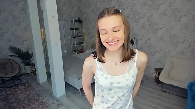 Snapshot of LianneBynon chatting on 28, 2, 2026 LianneBynon online show from 28, 2, 2026