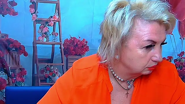 RenataDaster online show from 25, 3, 2026