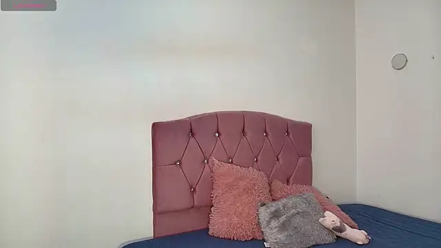 Kalyra 17 online show from 13, 4, 2026