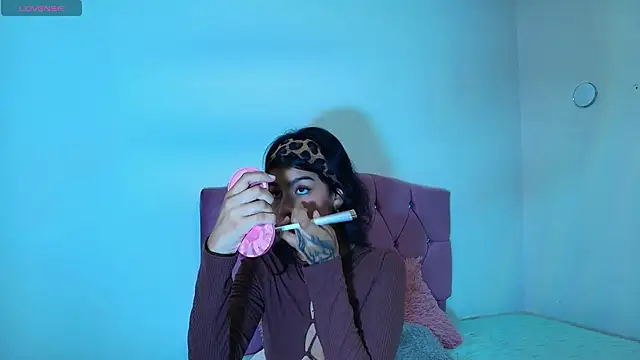 Kalyra 17 online show from 7, 4, 2026