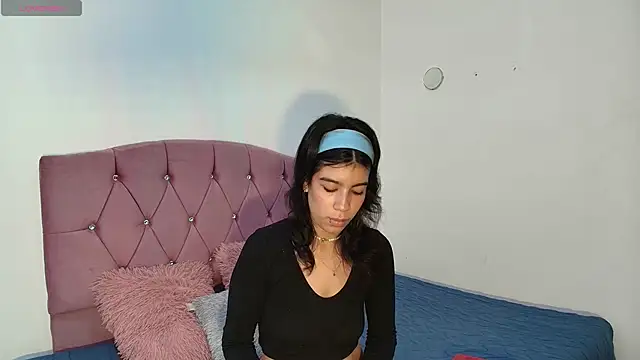 Kalyra 17 online show from 14, 4, 2026