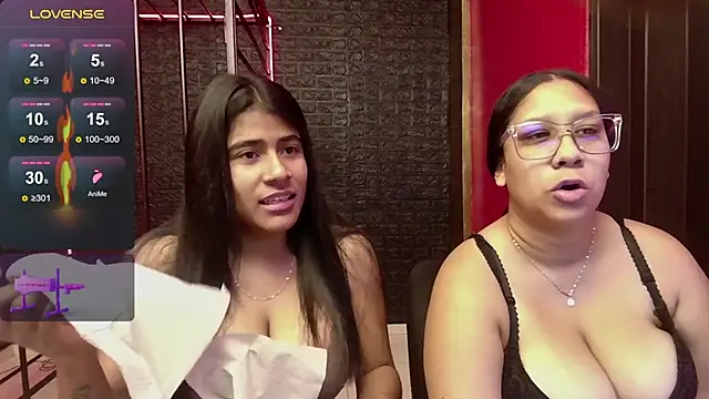 Snapshot of Paola__and__Rubi_ chatting on 20, 2, 2026 Paola and Rubi online show from 20, 2, 2026