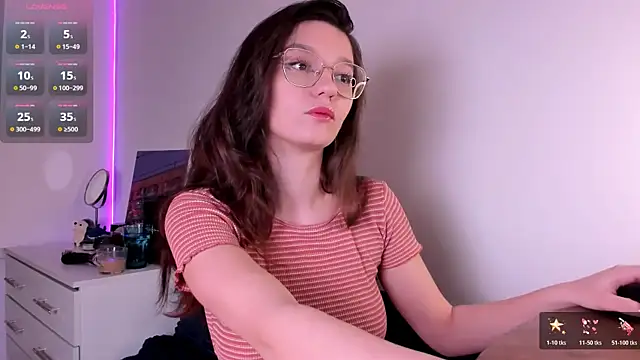 Snapshot of miabellee_ chatting on 6, 2, 2026 miabellee online show from 6, 2, 2026