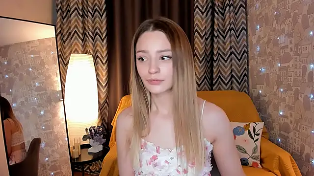 Snapshot of cherrykississ chatting on 10, 2, 2026 cherrykississ online show from 10, 2, 2026