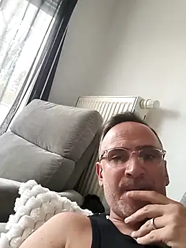 bobo672 online show from 14, 3, 2026