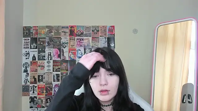 Snapshot of Emma_Darkkk chatting on 8, 2, 2026 Emma Darkkk online show from 8, 2, 2026