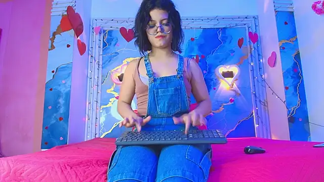 Snapshot of Eleanor_rigby5 chatting on 28, 2, 2026 Eleanor rigby5 online show from 28, 2, 2026