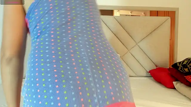 AmberQueen1 online show from 4, 2, 2026