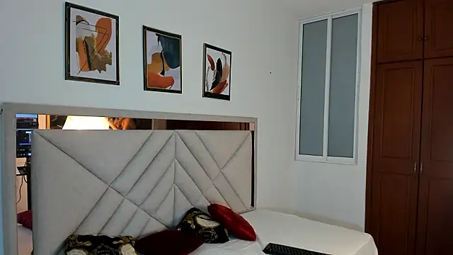 AmberQueen1 online show from 16, 2, 2026