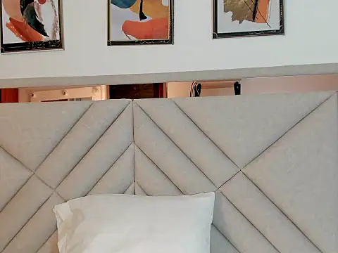 AmberQueen1 online show from 7, 2, 2026