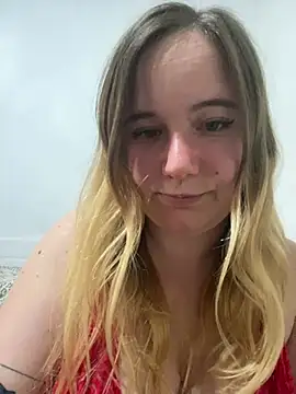 Snapshot of tuzorra99 chatting on 22, 5, 2026 tuzorra99 online show from 22, 5, 2026
