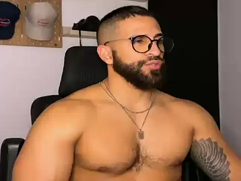 Snapshot of SamDornan51 chatting on 7, 2, 2026 SamDornan51 online show from 7, 2, 2026