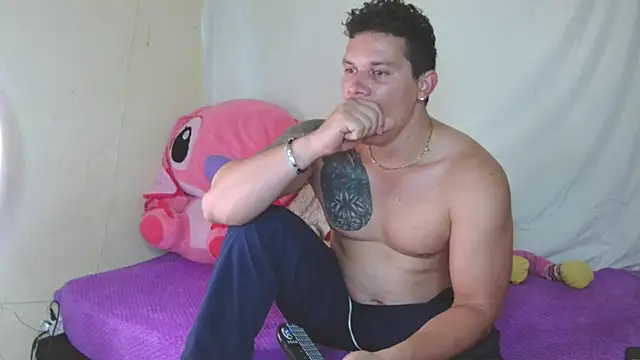 Snapshot of Eternalfuego chatting on 10, 2, 2026 Eternalfuego online show from 10, 2, 2026