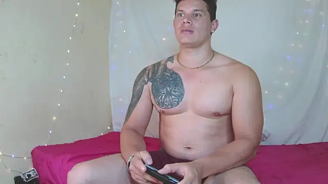 Snapshot of Eternalfuego chatting on 9, 2, 2026 Eternalfuego online show from 9, 2, 2026