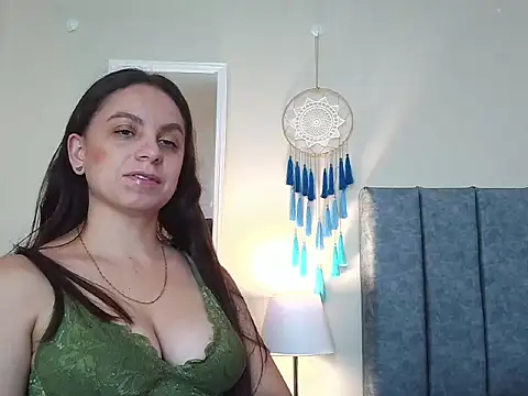 Snapshot of NatalyGuzman26 chatting on 2, 4, 2026 NatalyGuzman26 online show from 2, 4, 2026