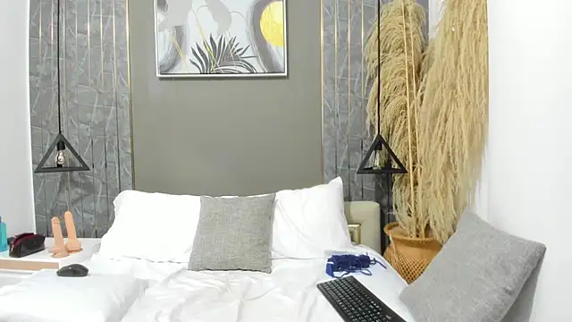 emma evanss   online show from 7, 2, 2026