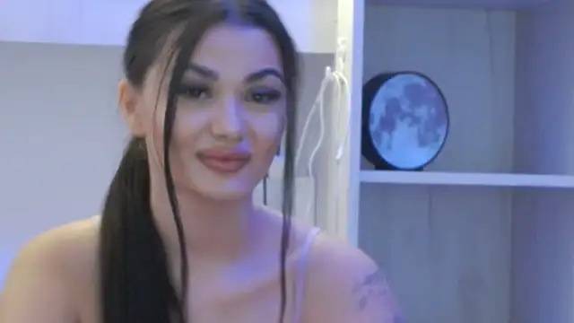 MayaMadison online show from 17, 2, 2026