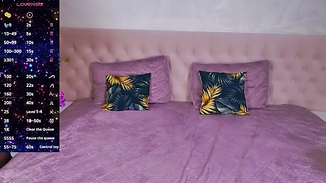 JasminUqueen online show from 13, 3, 2026