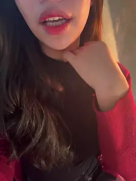 QuynhAnh 2k1 online show from 9, 2, 2026