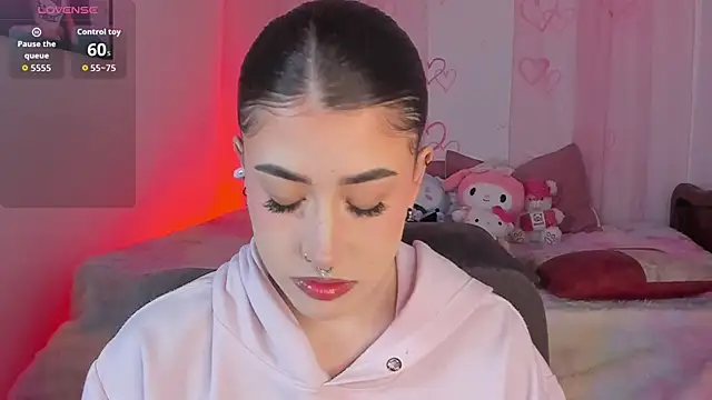 Snapshot of Tamara_uwu chatting on 19, 2, 2026 Tamara uwu online show from 19, 2, 2026