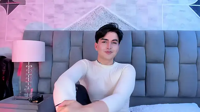 Snapshot of noahWolff_ chatting on 24, 2, 2026 noahWolff online show from 24, 2, 2026