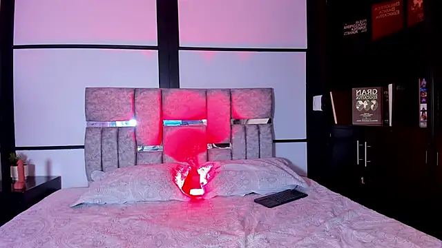 Snapshot of noahWolff_ chatting on 18, 2, 2026 noahWolff online show from 18, 2, 2026