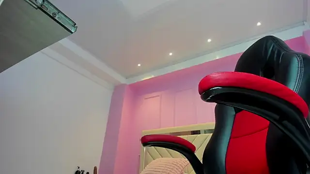 Snapshot of IRINA_PALVIN chatting on 10, 6, 2026 IRINA PALVIN online show from 10, 6, 2026