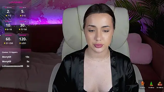 OliviaMoore  online show from 4, 3, 2026